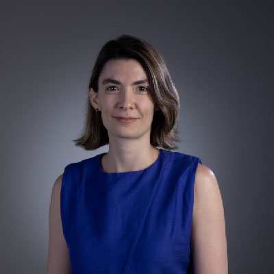 Professora Cyntia Gomes Calhado