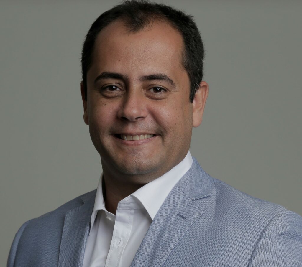 FABIO VASCONCELLOS
