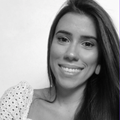 Professora Lara Coutinho