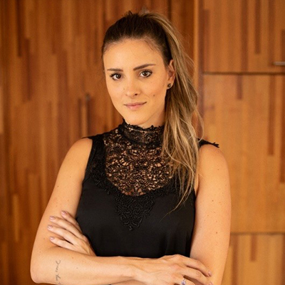 Larissa Mocelin 23 Larissa Mocelin