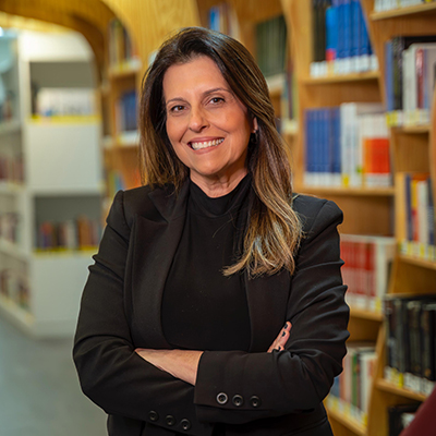 Renata Alcalde