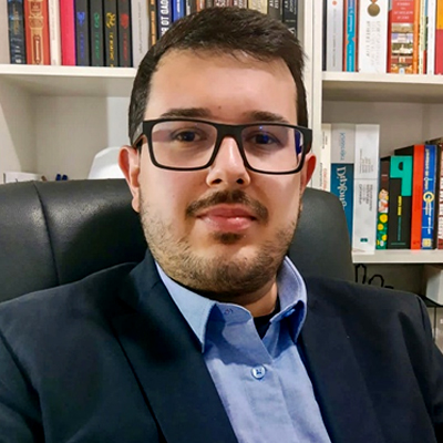 Professor da ESPM comenta no Jornal das 10 da GloboNews sobre asilo concedido à ex-primeira-dama do Peru 1 Professor Roberto Rodolfo Georg Uebel