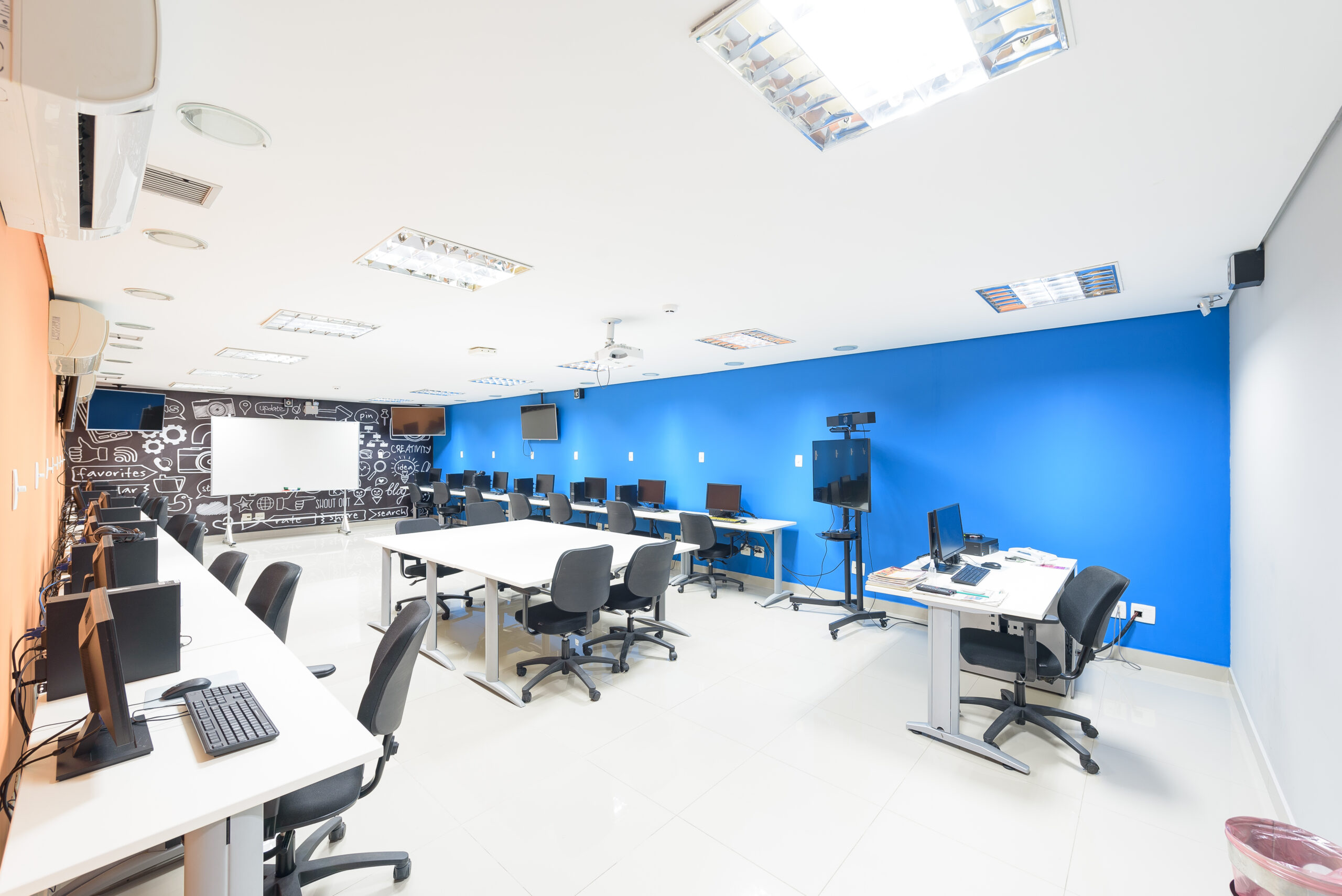 TOUR-ESPM-POA-14-scaled.jpg