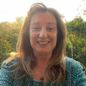 Internacionalização de marcas é tema de conversa com professora do Programa de Pós-Graduação em Administração e do Mestrado Profissional em Comportamento do Consumidor 1 Thelma Rocha