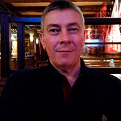 Professor Adalberto Garcia