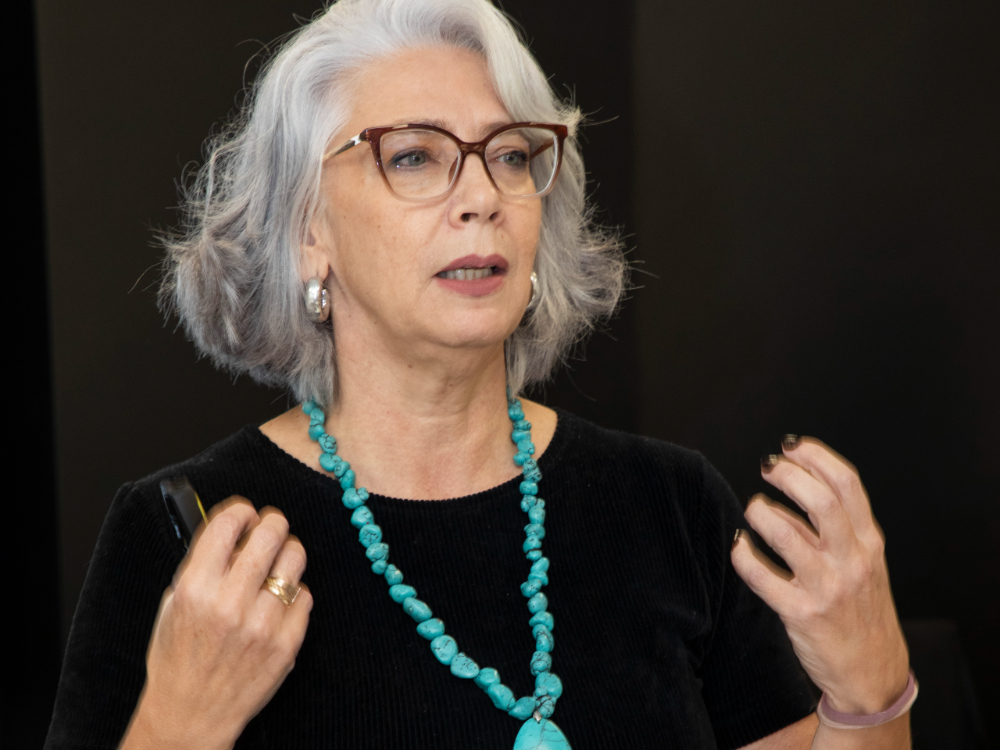 Adriana Gomes à frente do 1º Encontro Nacional de Carreiras