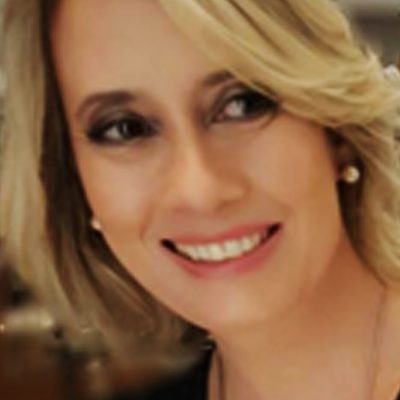 Professora Andréia Gandolfi