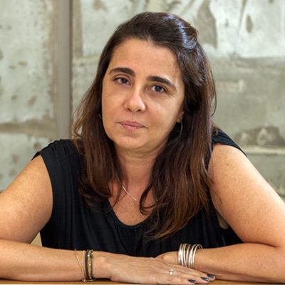 Professora Claudia Montenegro