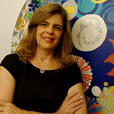 Professora Cristine Naum
