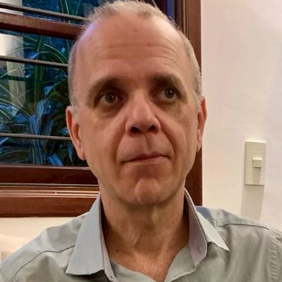 Professor ​​Elvis Cesar Bonassa