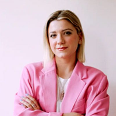 Professora Fernanda Schein