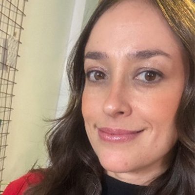 Professora Hairlaine Treici Freitas