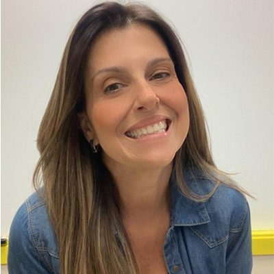 Professora Renata Alcalde Pereira Carvalho Miranda