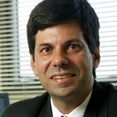 Professor Roberto Nascimento Oliveira