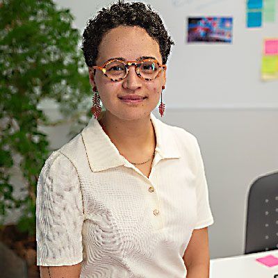 Professora Samara Tavares Santos