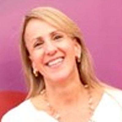 Professora Silvia Fagundes