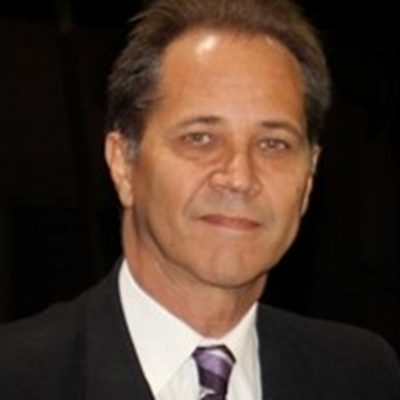 Professor Marcos Cesar Weiss