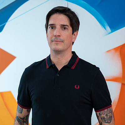 Professor Guilherme Camargo